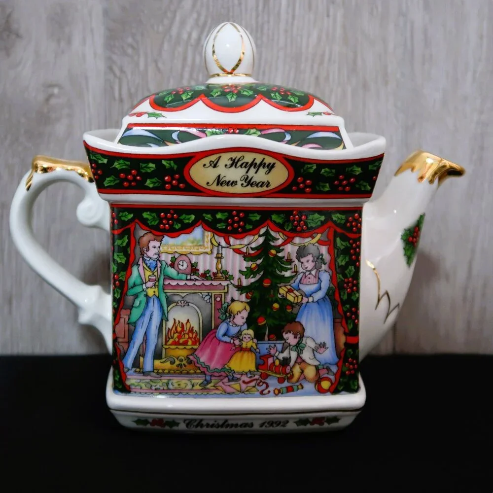 Early Holiday Decor Find Vintage 1992 Sadler 